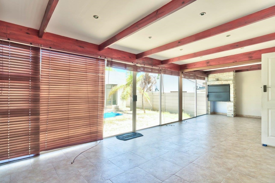 5 Bedroom Property for Sale in Milnerton Ridge Western Cape